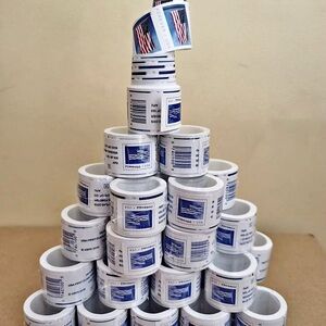 1000 usps forever stamps of 2019 Mail U.S.A. Flag Postage